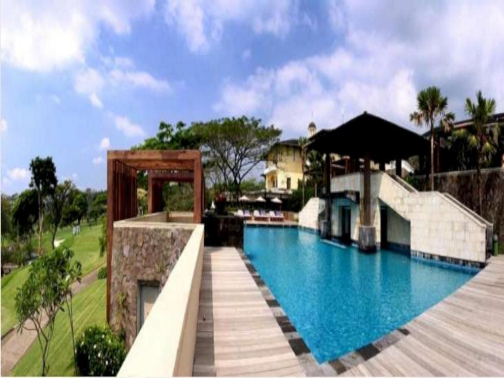 Taman Dayu Golf Club And Resort Prigen Exteriér fotografie
