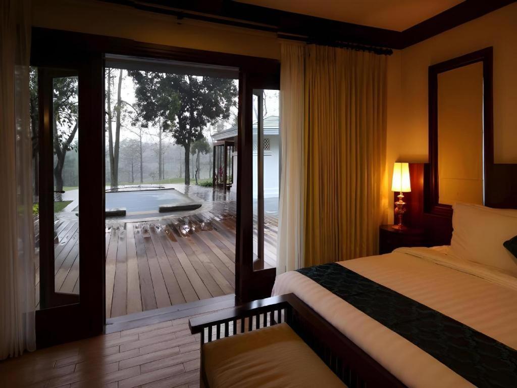 Taman Dayu Golf Club And Resort Prigen Exteriér fotografie