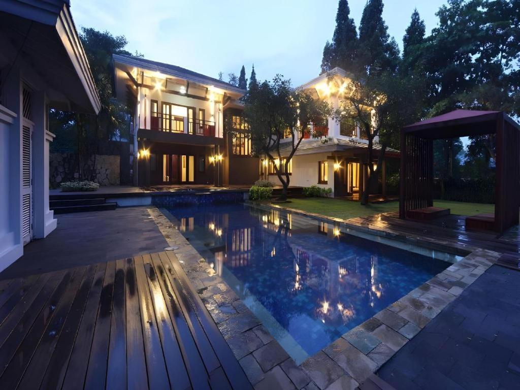 Taman Dayu Golf Club And Resort Prigen Exteriér fotografie
